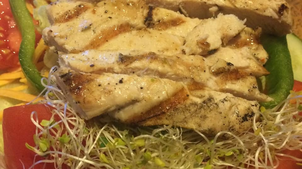 Bleu cheese grilled chicken salad