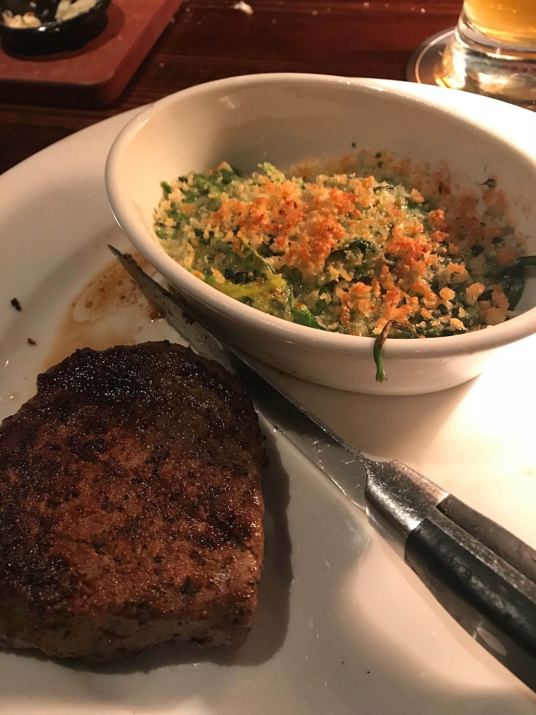 Filet with creamed spinach 