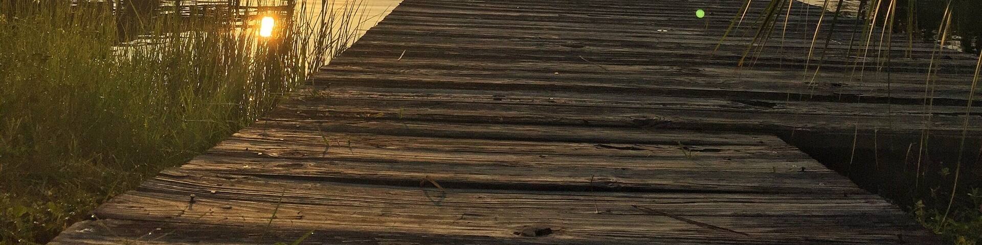 Fort Walton beach is a very quiet and secluded place away from the madness of destin.