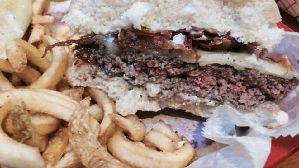 Delicious bleu cheese bacon burger. The best homemade bleu cheese here I've ever had!