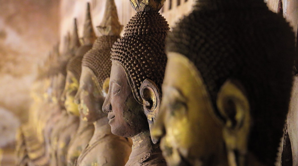 A Stunning temple in Vientiane with hundreds of Buddha statues. Not exspensive