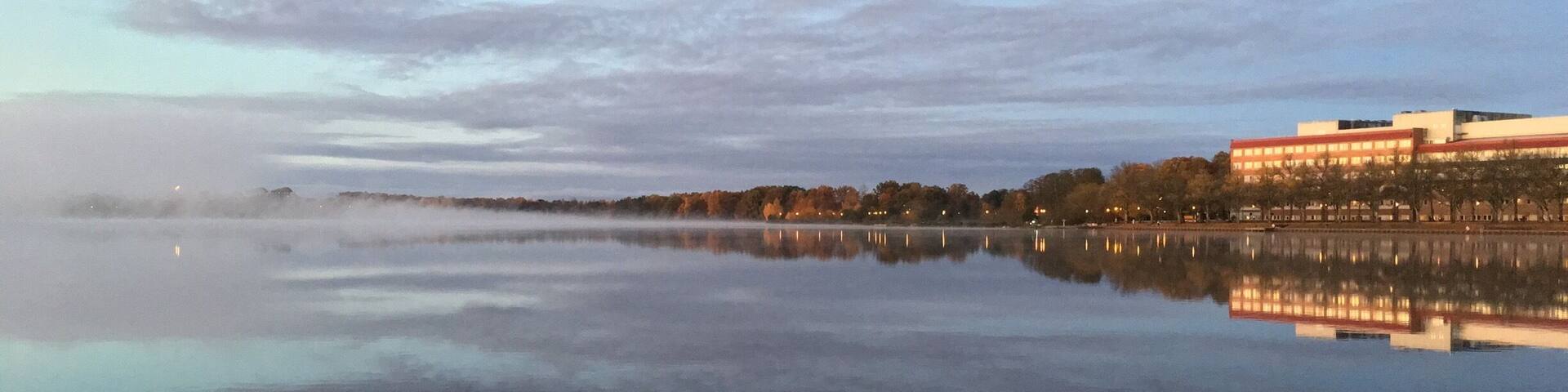 Växjö lake early morning in October