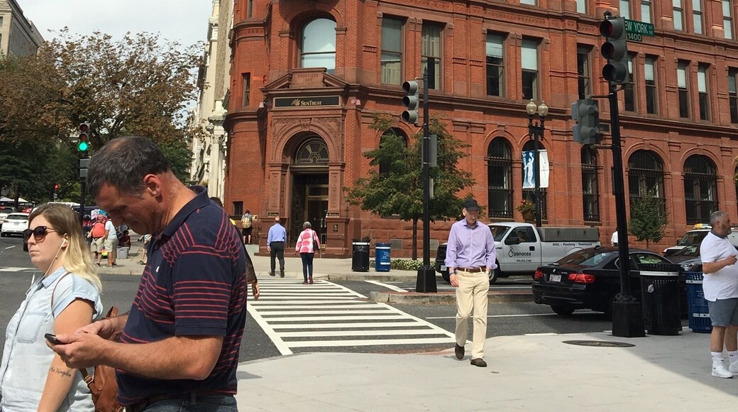 Connecticut Avenue-K Street