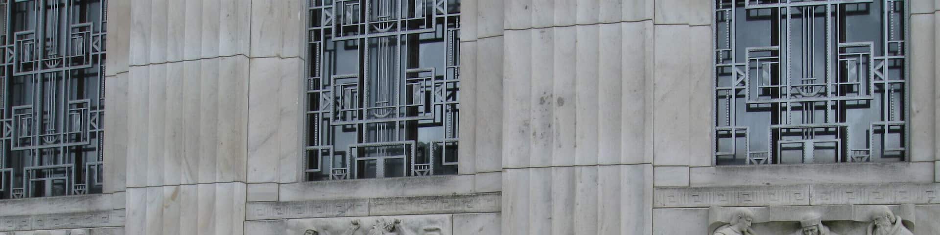 We really enjoyed our stop by the Shakespeare Library. Outside there are scenes from some of Shakespeare's more memorable stories, inside you will find a nice small museum and a gorgeous theatre. Check the schedule online prior to your visit to make sure they are open on the day of your visit, and try to book tickets to a play - such a treat!