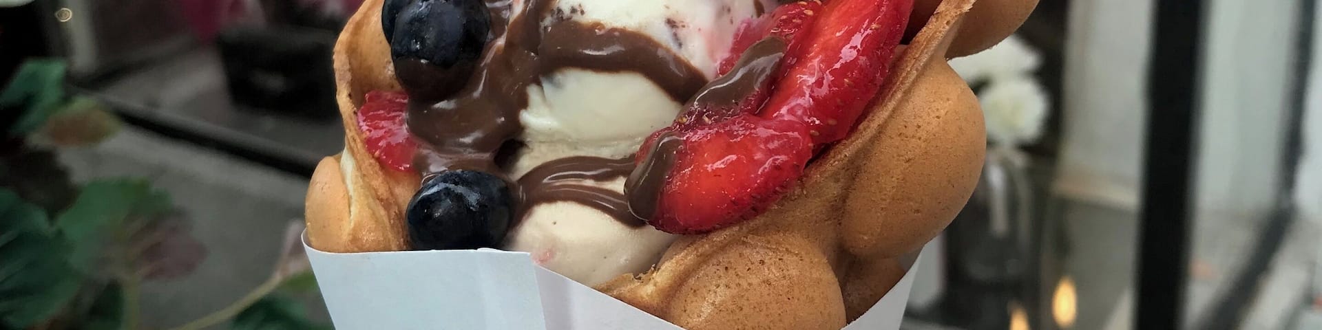 Ice cream in bubble wafers :)
I am such a sweet tooth lover !
#Trovember