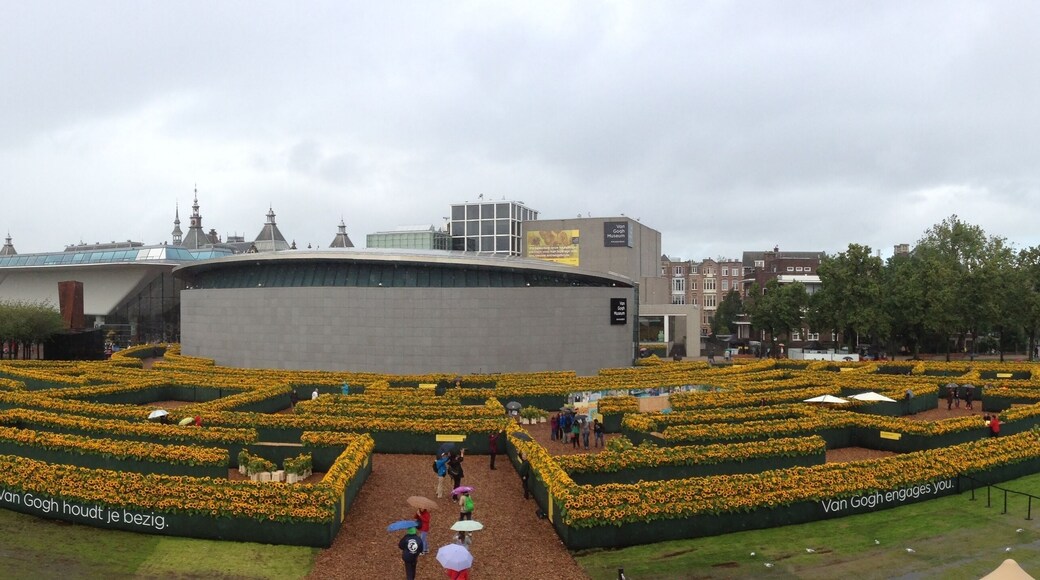 We were lucky enough to visit in 2015 when the new entrance building opened, with a wonderful sunflower maze lending itself to some pretty cool pictures. It was also the 125th anniversary of Van Gogh's death that year, so lots going on.
Definitely buy the Skip-the-Line tickets and pick your time slot, and if you don't have phone service, screenshot the ticket to show.
#LifeAtExpedia