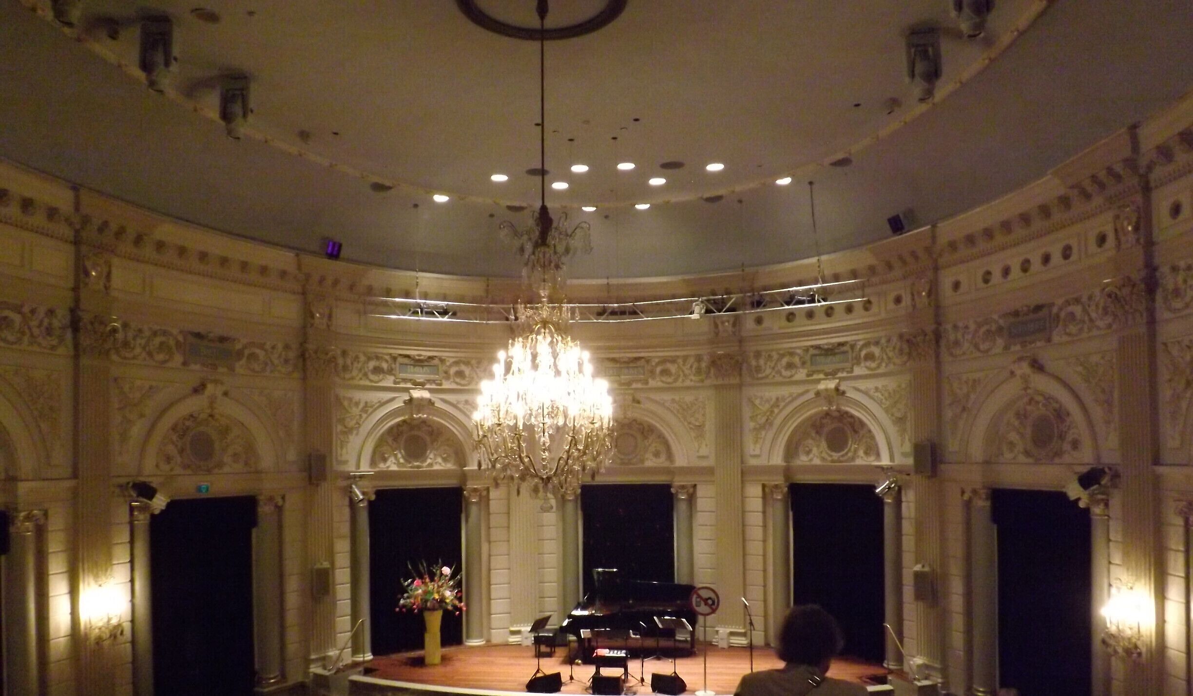 An evening of Piazzolla's Tangos- complete with accordion (aka:bandoneon). I have never heard this instrument sound so good!