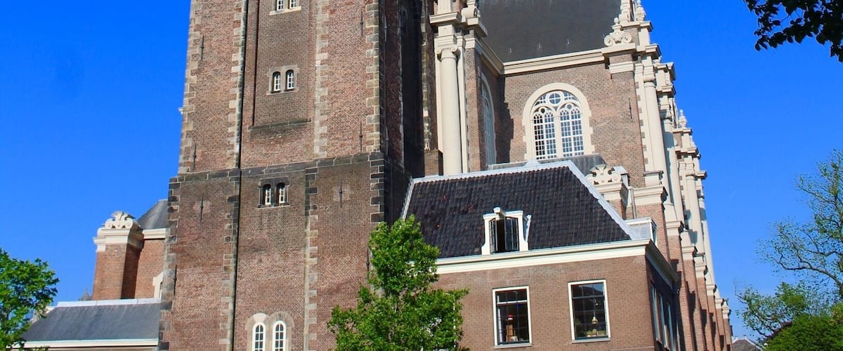 This beautiful church is very near the Anne Frank House.
The Westerkerk is a Reformed church within the Dutch Protestant church in central Amsterdam, Netherlands. It lies in the most western part of the Grachtengordel neighborhood, next to the Jordaan, between the Prinsengracht and Keizersgracht.
The Westerkerk was built between 1620 and 1631 in Renaissance style. Several older churches in Amsterdam, such as Oude Kerk and Nieuwe Kerk, were originally built before the Reformation and were converted to Protestantism during the Reformation in 1578. The Westerkerk was one of the first purposely built Protestant churches. The Noorderkerk and Zuiderkerk preceded the Westerkerk. Today the Westerkerk remains the largest church in the Netherlands that was built for Protestants, and is still in use by them.
#LIFEATEXPEDIA #TRAVEL #HILLBILLYINAMSTERDAM