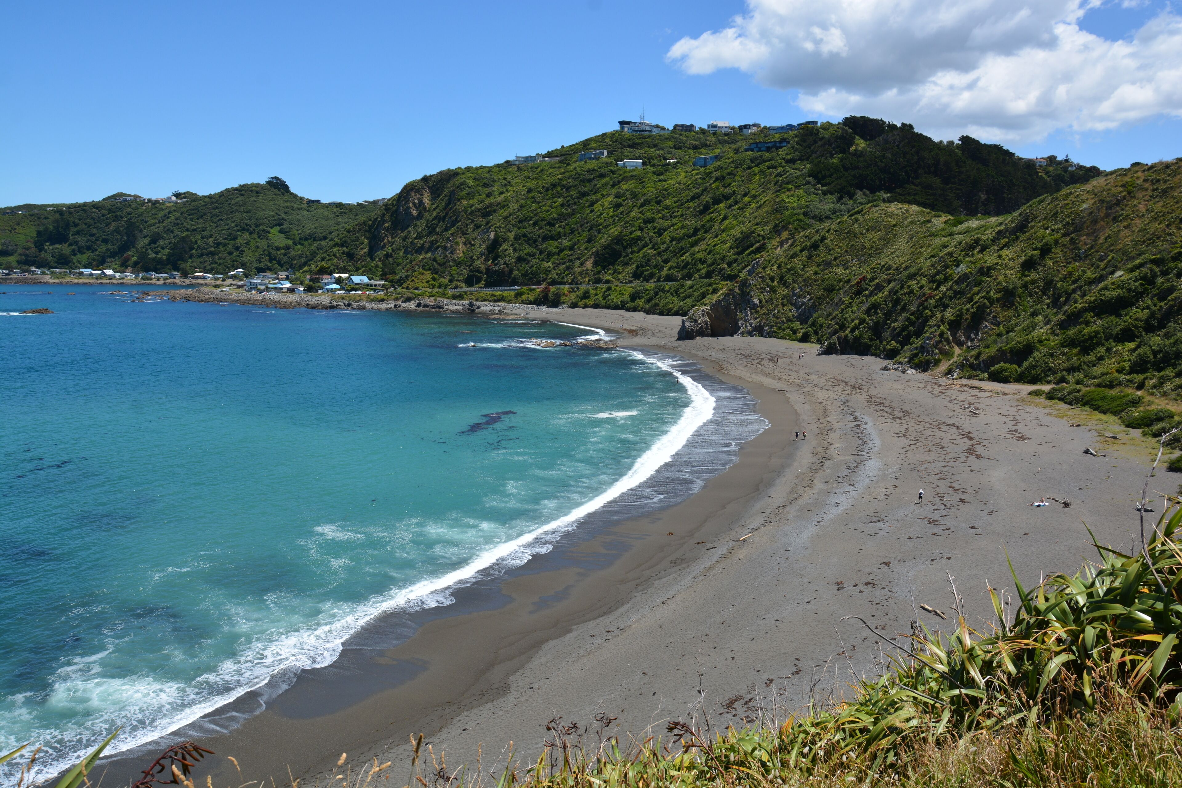 The Main beach at Breaker Bay