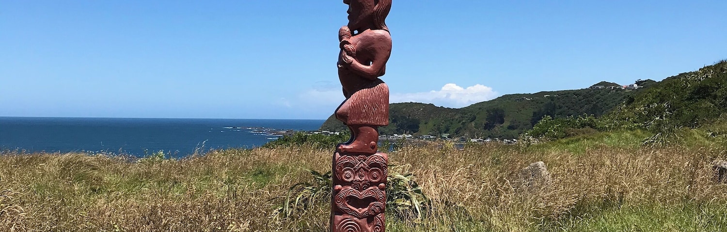 This Maori Pouwhenua faces the Wellington Heads. Can be reached from Seatoun or up the hill from Breaker Bay, Wellington