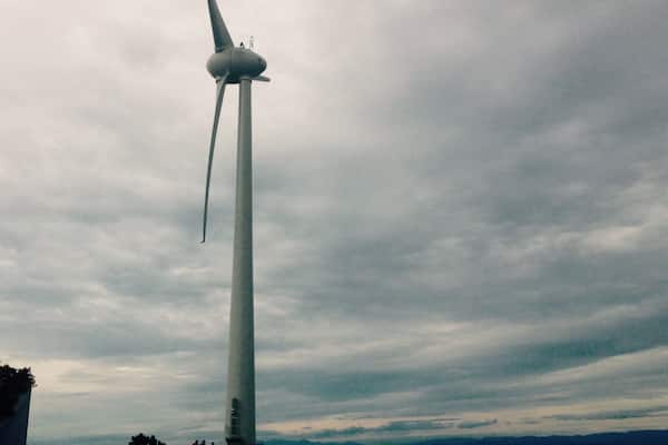 #Brooklyn Wind Turbine in Wellington. The view at the to is amazingđđ