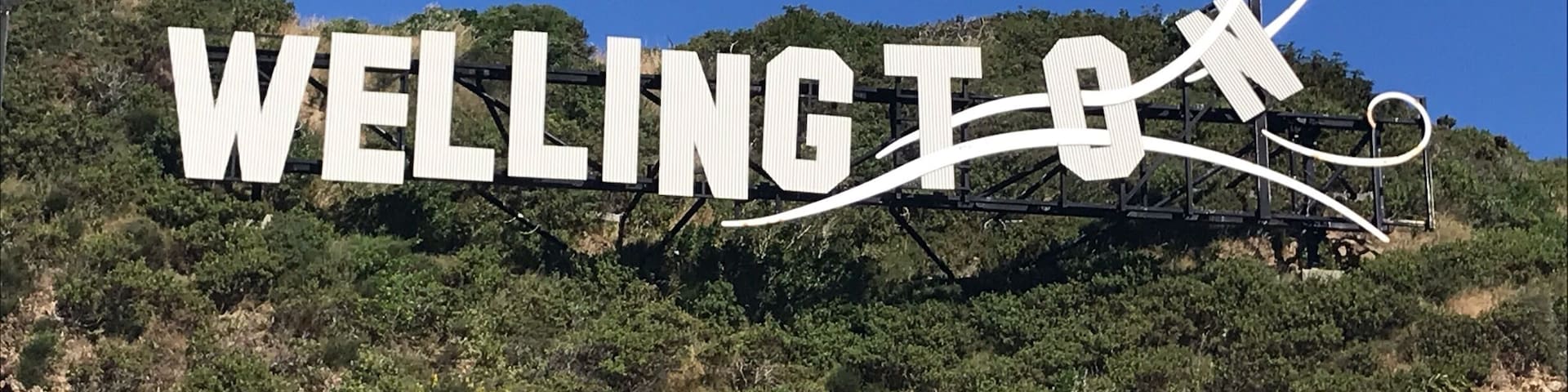 The Wellington sign describes this city as very windy at times. Lucky for us the weather was spectacular everyday. #wellington #wellingtonsign #newzealand #windy #miramar