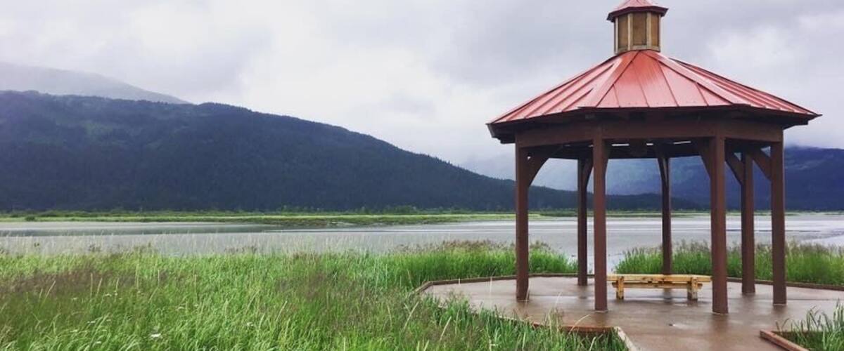 Our Anchorage friends said to skip the zoo and go to the wildlife conservation center instead. We loved exploring! #greatoutdoors #alaska