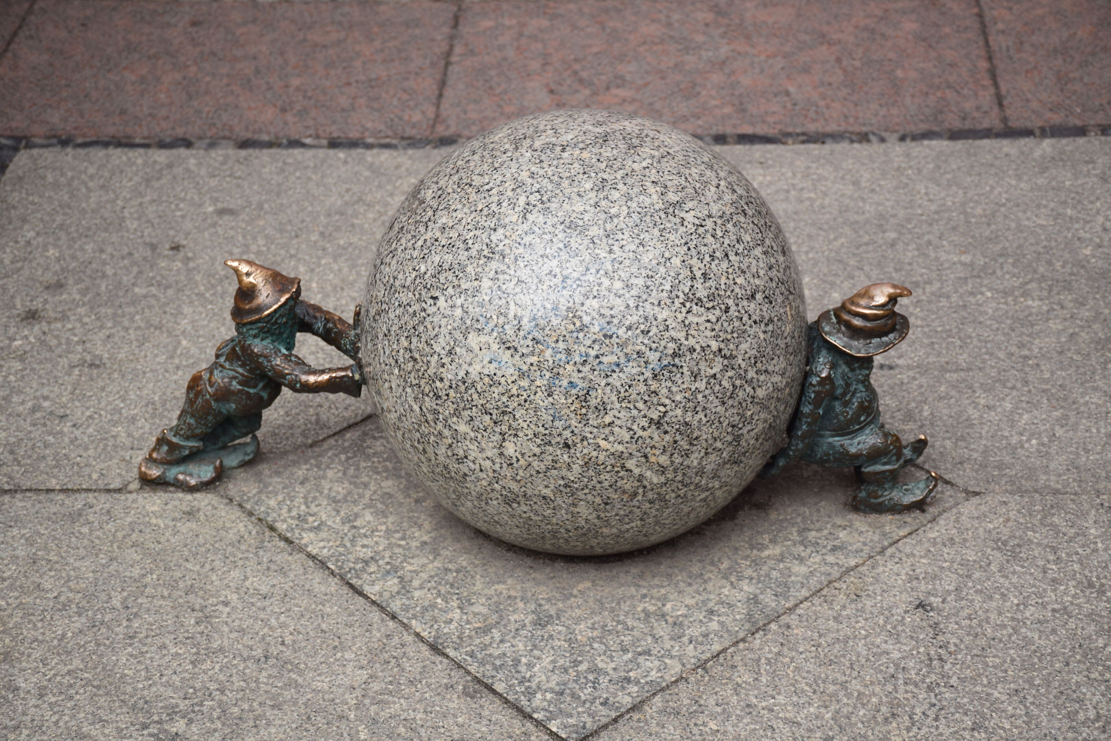 Small dwarf sculptures have taken over the streets of Wrocław. Where did they come from? Probably the first paintings of the gnomes appeared on the walls in the 1980s. These graffiti were the work of the Orange Alternative, which aimed to ridicule the communist system. Since 2005, dwarf figurines began to appear on the streets of Wroclaw and their number is constantly growing. #History