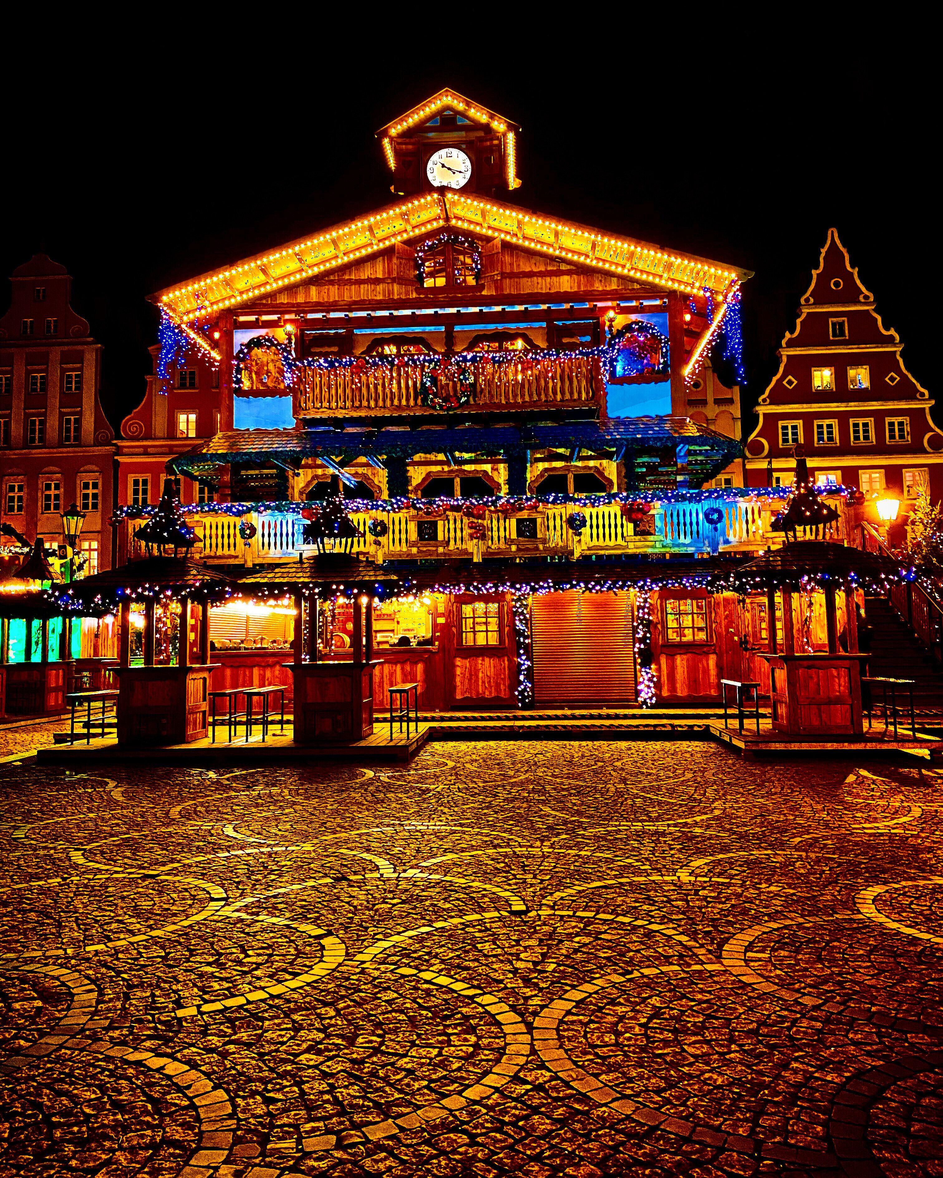 Festive Wrocław✨

#poland #wroclaw #christmasmarket #trovember #roadtrip