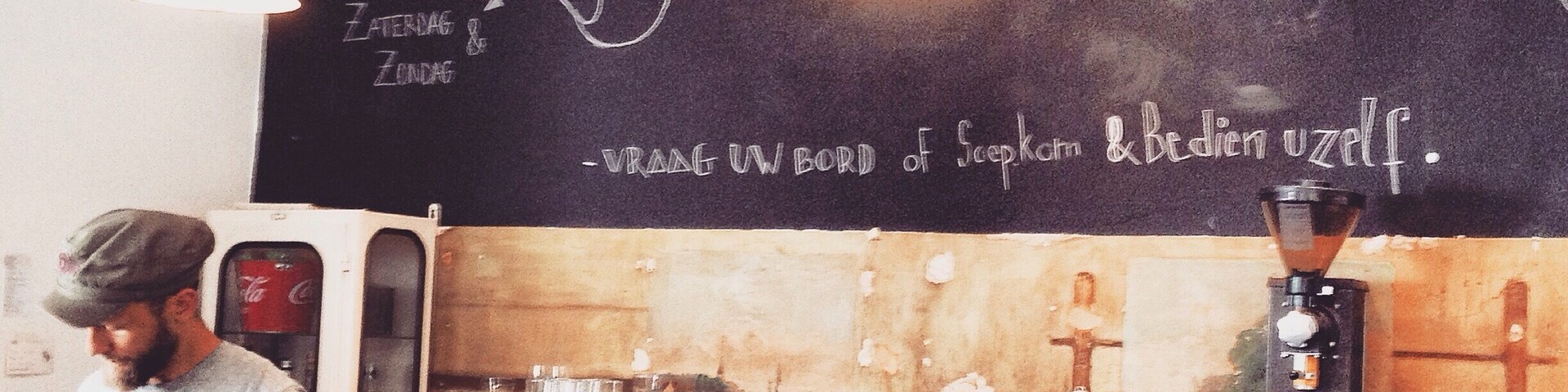Great place close to the park!
#Coffee #Foodie #Antwerp