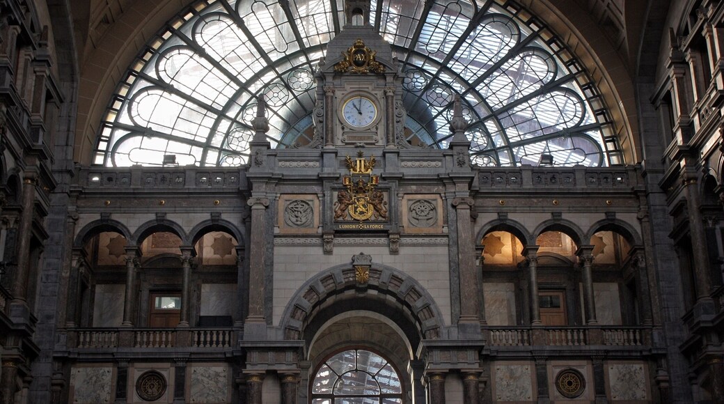 Inside the Central station