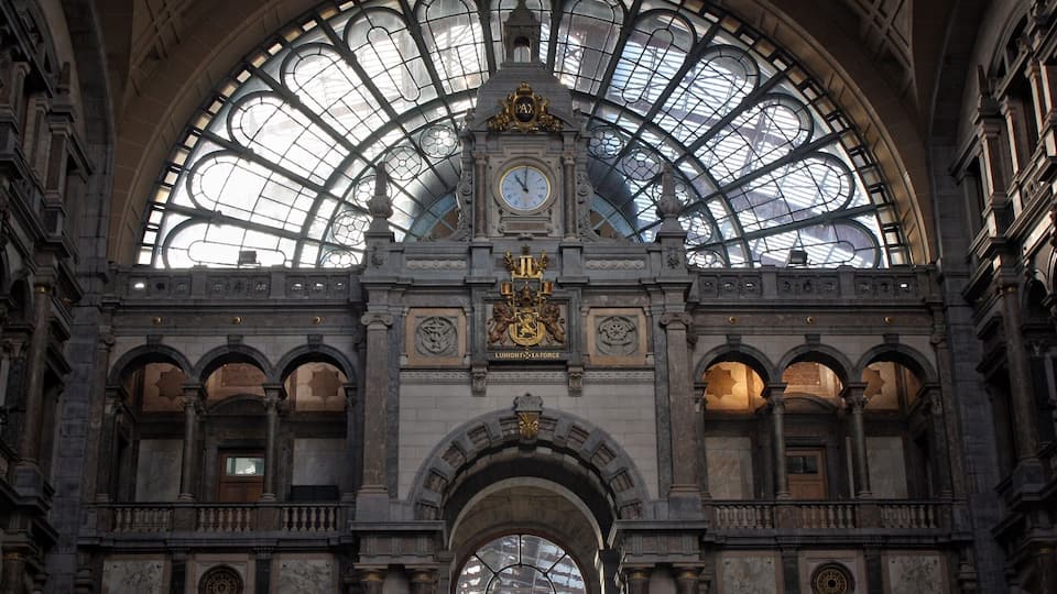 Inside the Central station