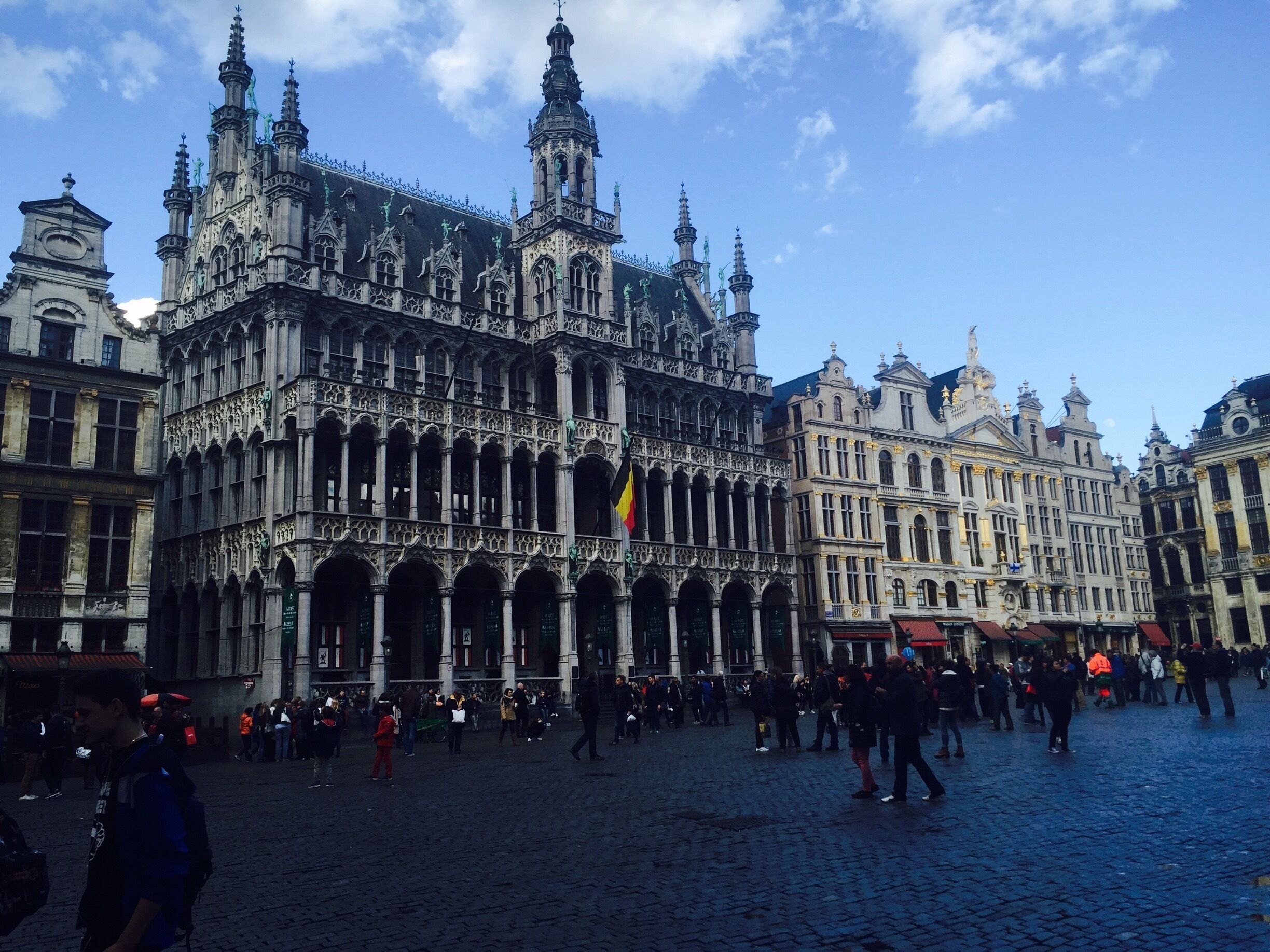 Beautiful #building and the #cathedral is just across the plaza. Be warned though that if it rains there is no where to go for shelter besides a cafe and you must buy something! 