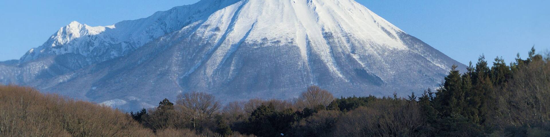 The NW side of Daisen volcano.