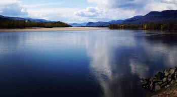 20K Bike ride along the river.