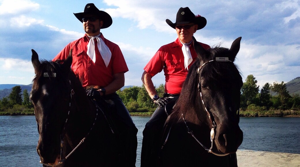 RCMP officers all dressed up at Riverside park. The horse on the right was super friendly and loved his face being pet. Never seen a horse so sweet like that before. Heart melting :) #ExploreBC #ExploreKamloops