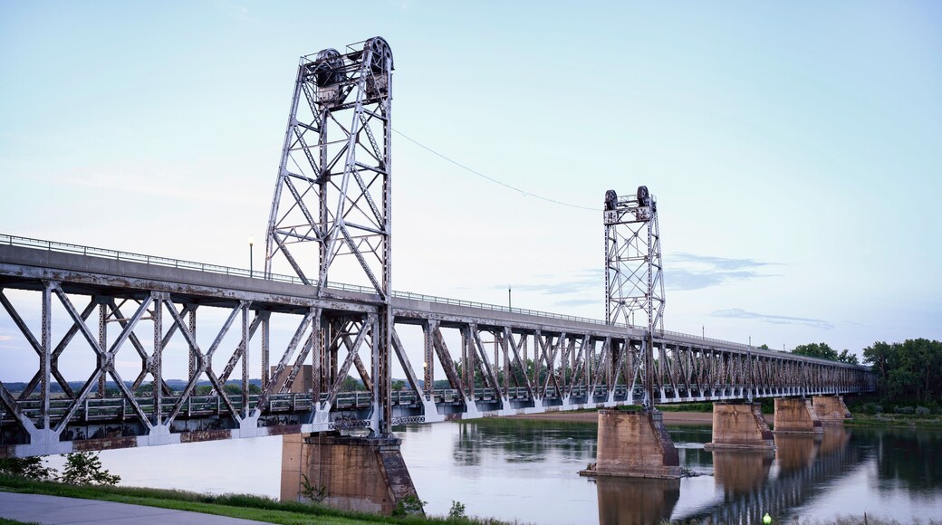 The Meridian Bridge across the Missouri River in Yankton: The Signature Landmark 3,013 feet long double-deck bridge, opened in 1924, connecting Nebraska and South Dakota