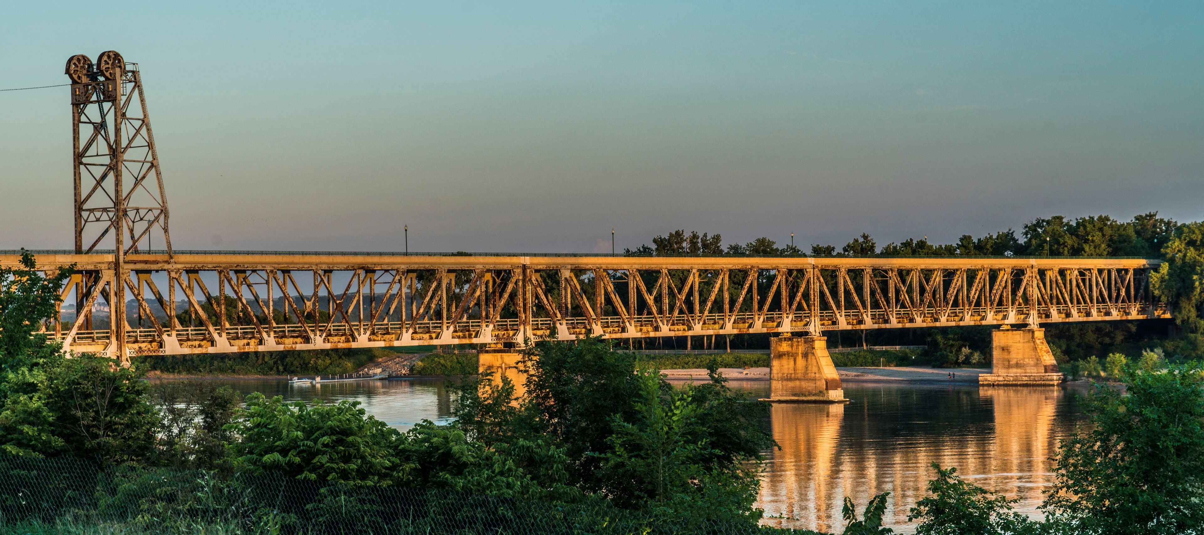MERIDIAN HIGHWAY BRIDGE, YANKTON SOUTH DAKOTA