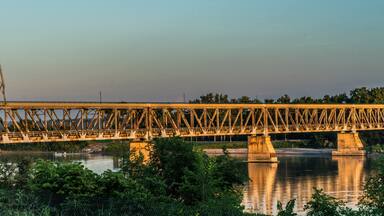 MERIDIAN HIGHWAY BRIDGE, YANKTON SOUTH DAKOTA