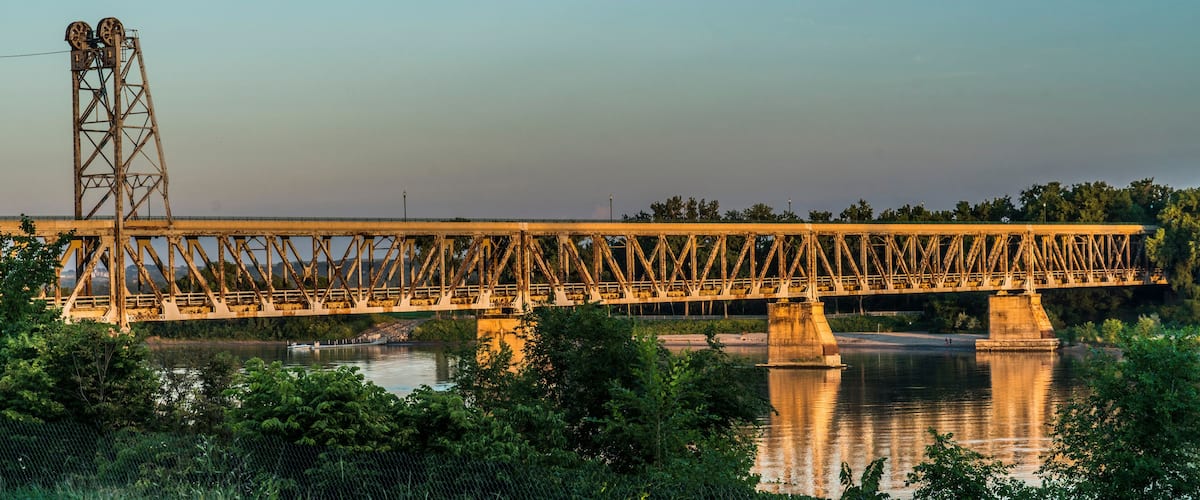 MERIDIAN HIGHWAY BRIDGE, YANKTON SOUTH DAKOTA