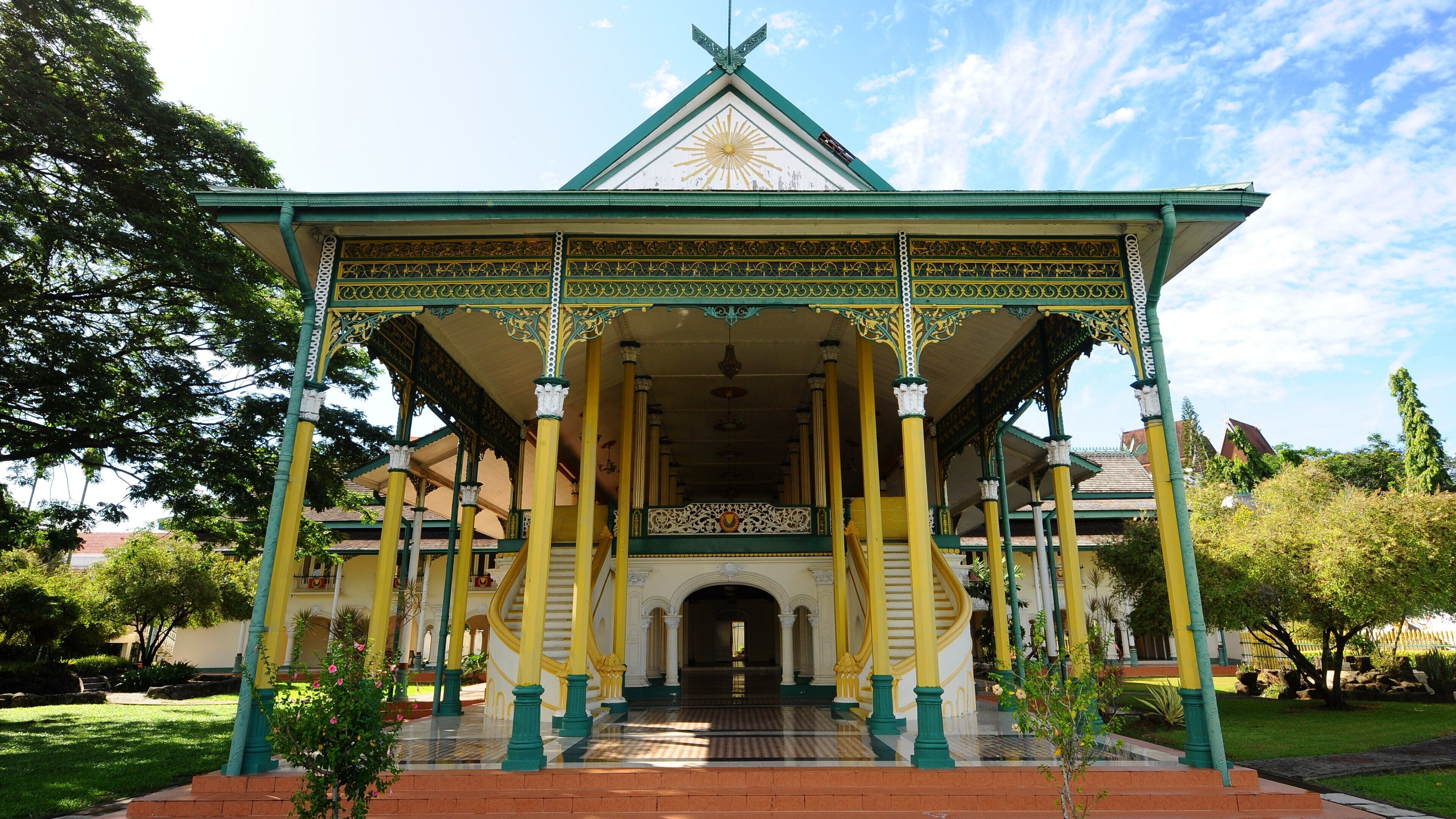 Alor Setar showing heritage elements