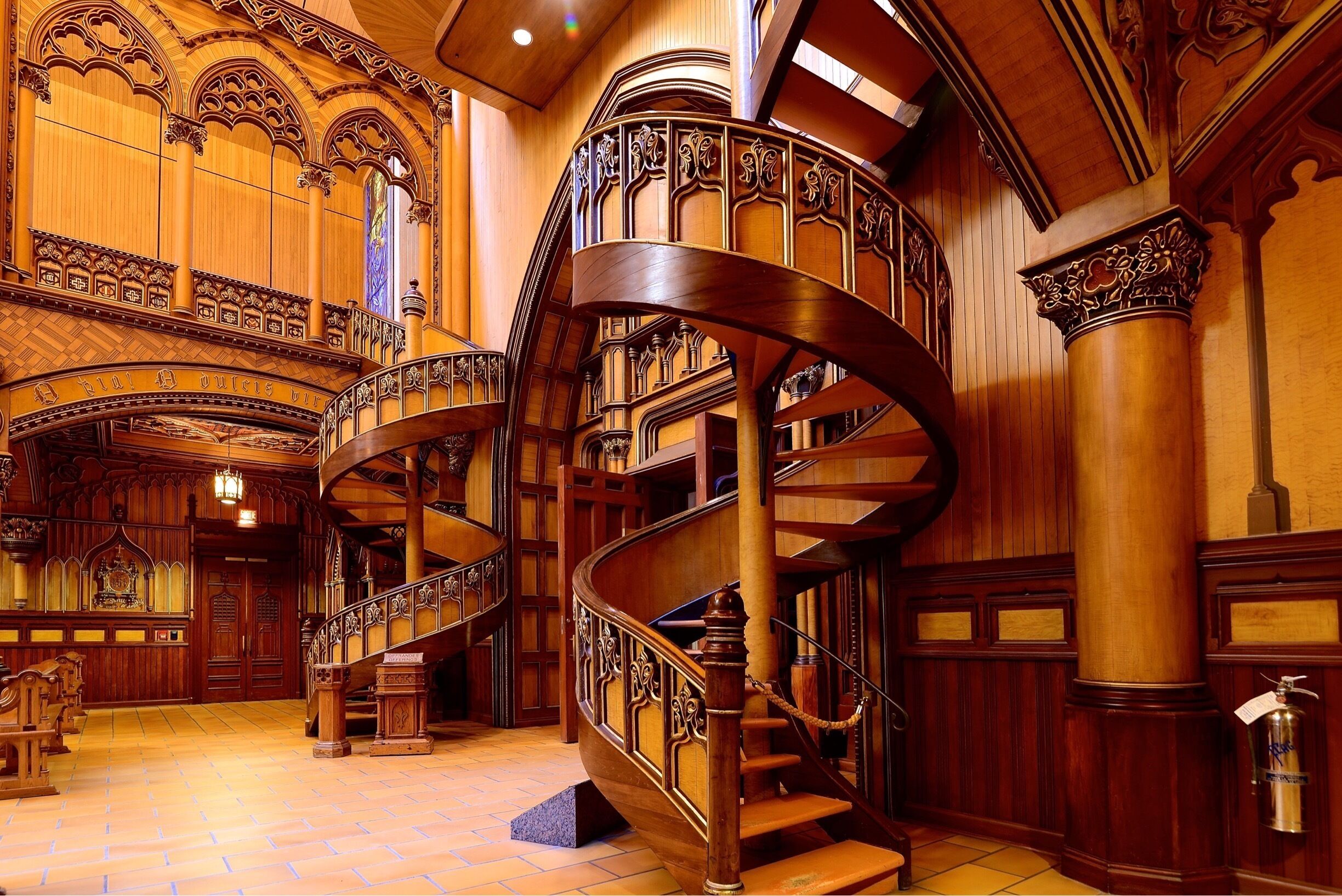 National Historic Sites of Canada: Basilique Notre-Dame de Montréal

Inside of Chapel of the Sacred Heart (Chapelle du Sacré-Cœur)
 #Montreal #cathedral #Canada #Quebec #OldMontreal #basilica #NorthAmerica #NewFrance #details 