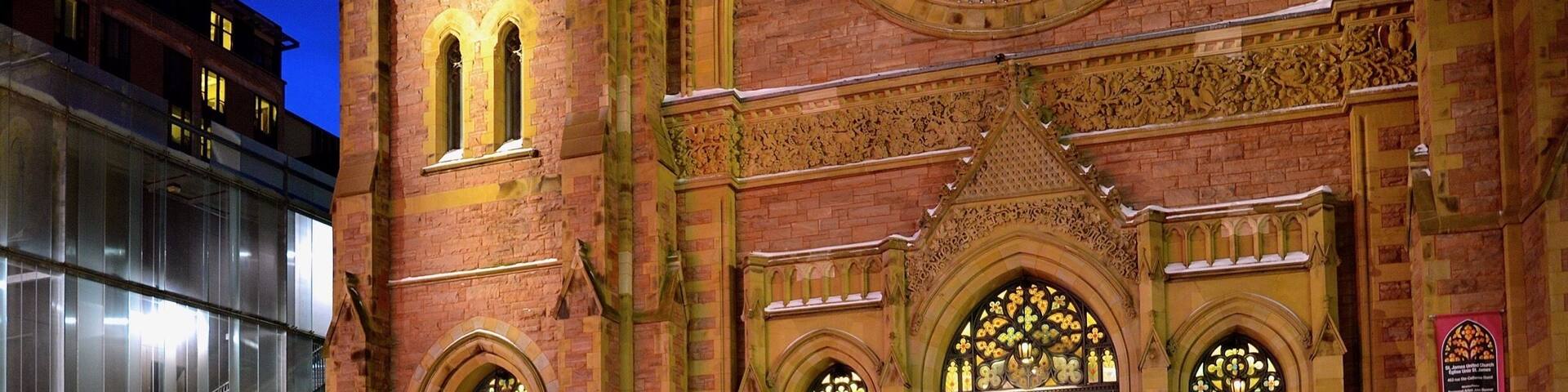 #Red light show in front of St. James United Church, Downtown Montréal.
#Canada #Quebec #Montreal #church #NorthAmerica #lightshow #architecture