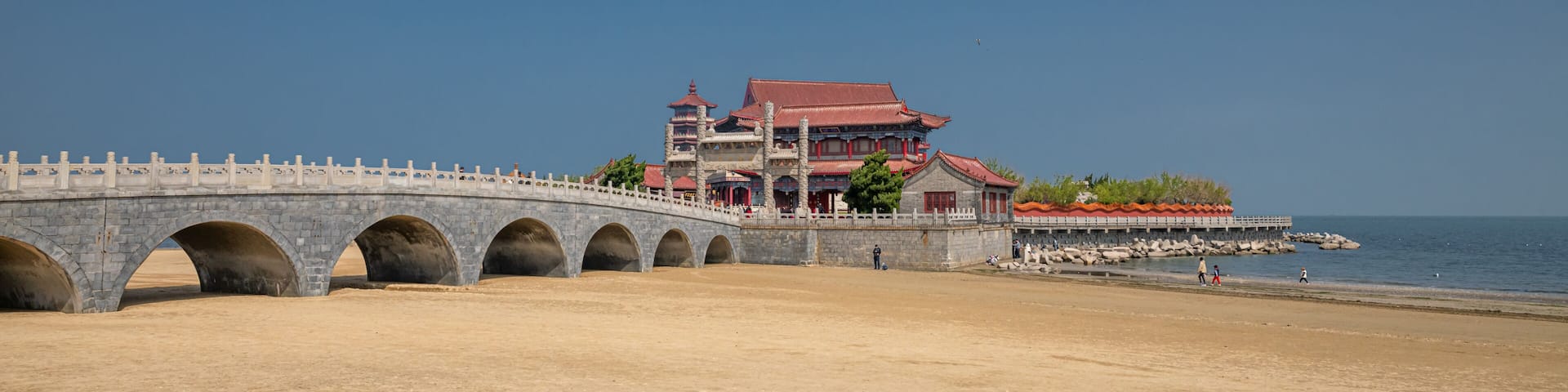 The eight immortals crossing in shandong yantai penglai city east beach road no 8