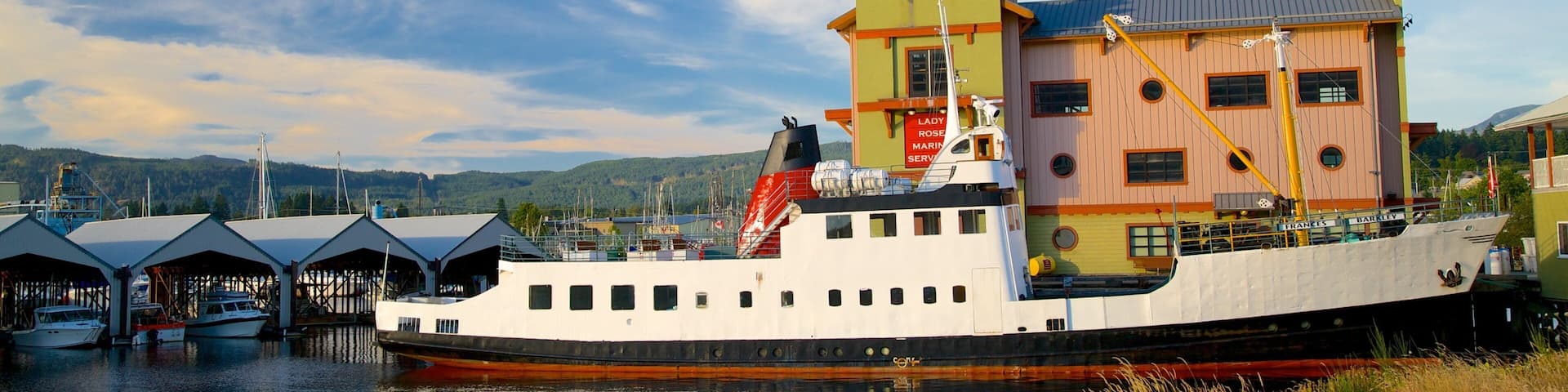 Port Alberni featuring a marina
