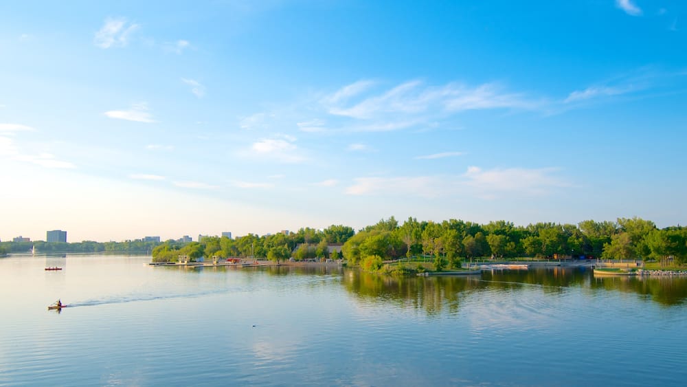 Regina showing a lake or waterhole and kayaking or canoeing