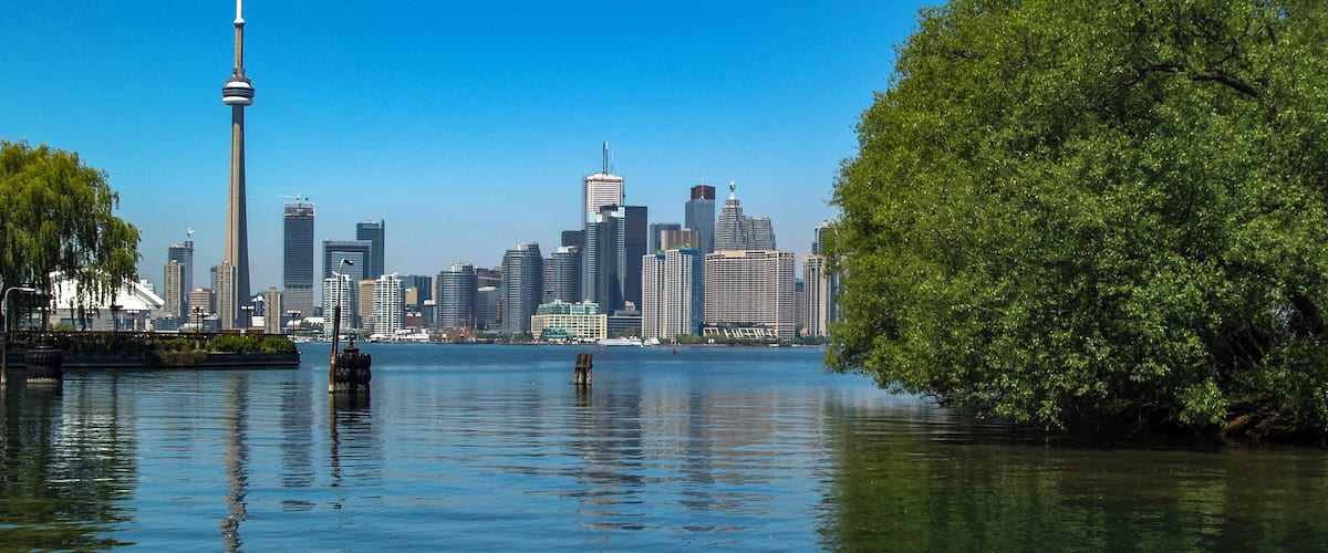 A view back across to the city.
This was the only place I have travelled in the world where my accent (Glaswegian) was helpful and an ex-pat came to my assistance with a very warm and gracious welcome to Canada!