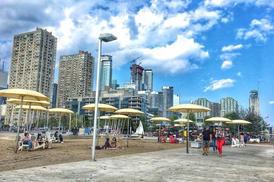 HTO Park is a cute little urban beach park. A great place to sit and relax with a coffee. There's a beautiful view of the Toronto Islands and the CN Tower.