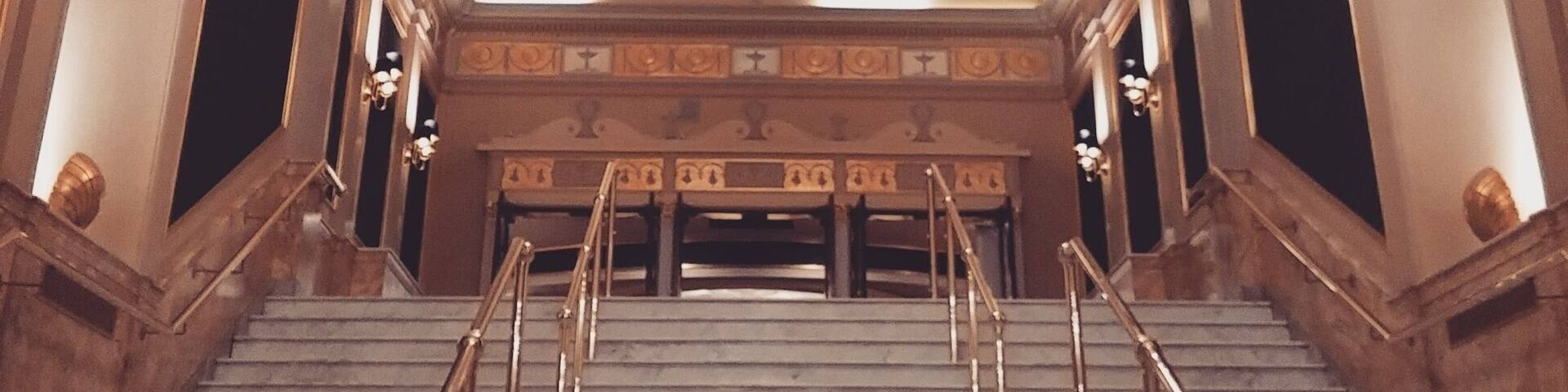 Beautiful theater in the heart of downtown. Great escape from busy city pace