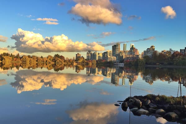 A perfect end to a walk through Stanley Park. Plenty colourful ducks, great blue herons, squirrels and the occasional raccoon.
I recommend walking the seawall to third beach. Then head left at the top of the stairs, and take the Tatlow trail through the park to Lost Lagoon.