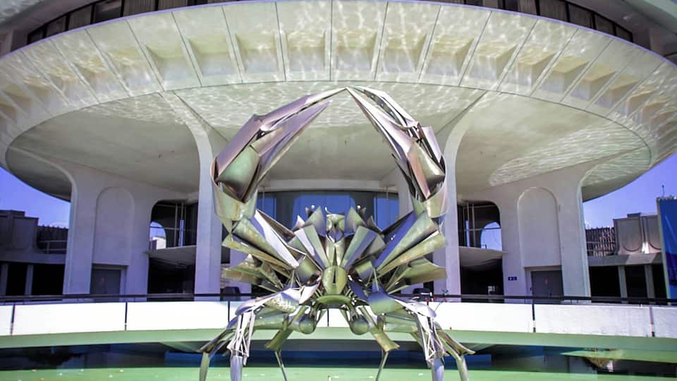 The Norris crab, which is located in the middle of a fountain in front of the HR MacMillan Space Center, is one of the most photographed works of art in British Columbia, a favourite of tourists and schoolchildren.
The crab rises from a pool, pincers raised overhead, a magnificent six-metre-tall sculpture rendered in stainless steel.
#localsecrets