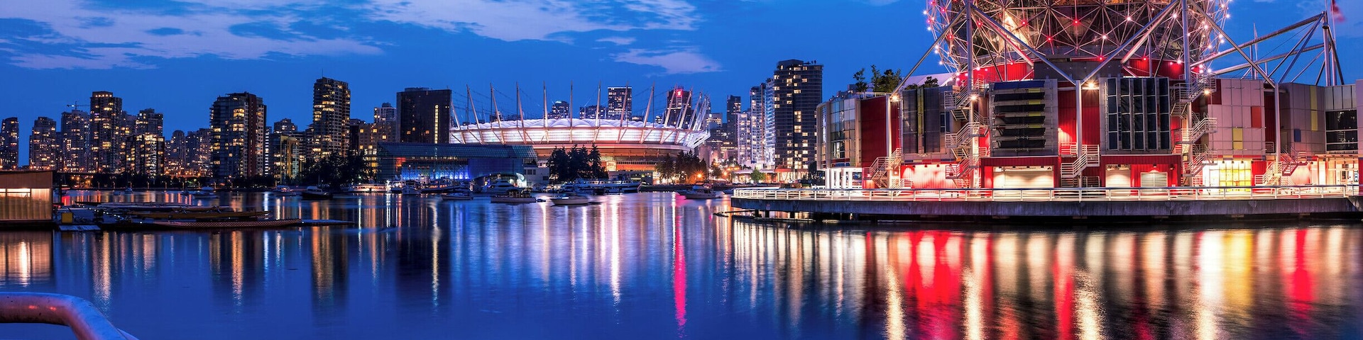 Best sunsets ever at Vancouver. 
#lifeatexpedia