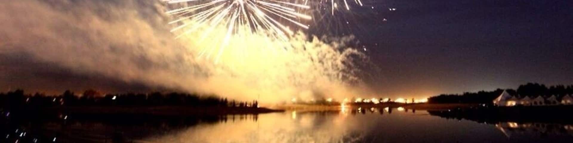 2013 Calgary global festival firework USA night.