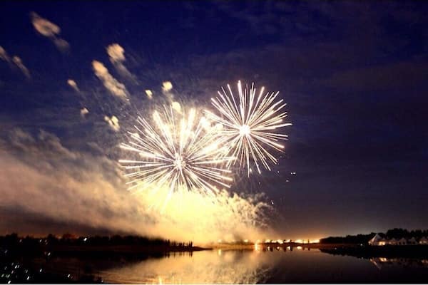 2013 Calgary global festival firework USA night.