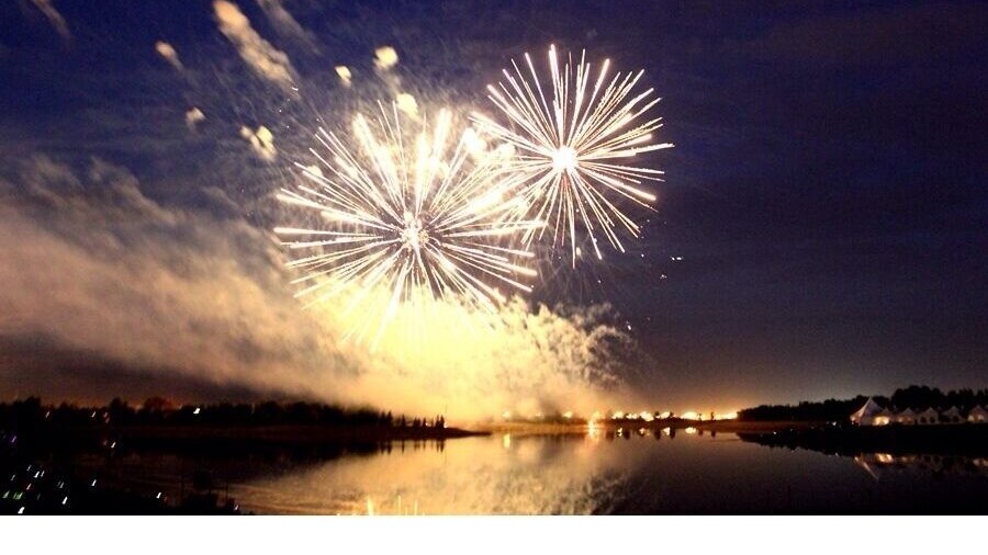 2013 Calgary global festival firework USA night.