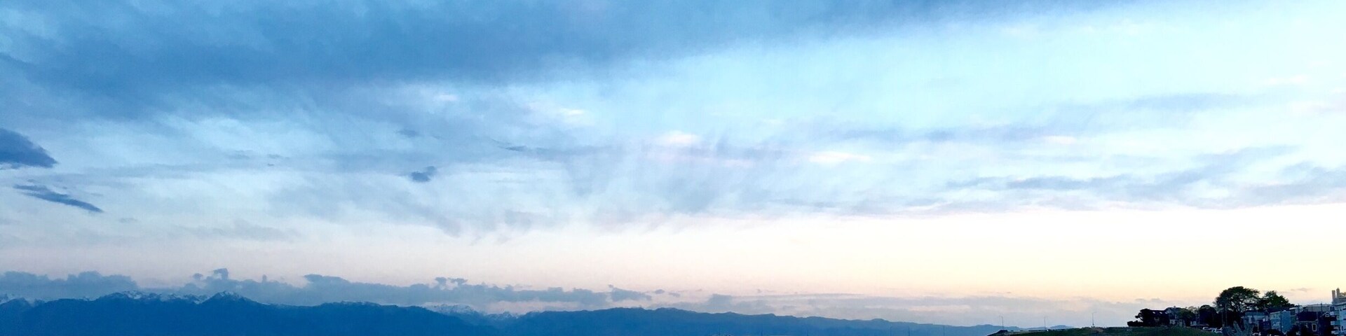Having a BBQ at the end of the week with friends on the beach. My favourite time of day, twilight, brings out all the blues of this beautiful place. #westcoast #britishcolumbia #canada #blue