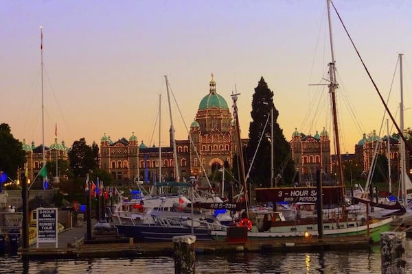 White lights light up the BC Parliament building every night. It's beautiful!