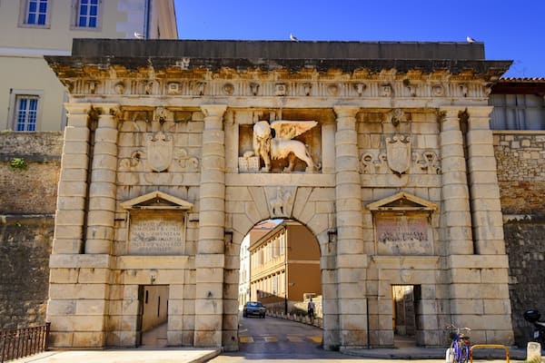 Venetian gate along the walls of Zadar and was once the main entrance to the city. It was built in 1543. Zadar was added to list of UNESCO World Heritage Sites in 2017.