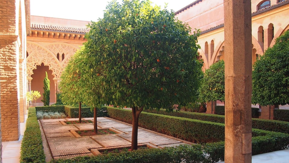 DAY 0 - ZARAGOZA
#caminodesantiago
The Orange Gardens of the 11th century Moorish Palace of the Aljafería.