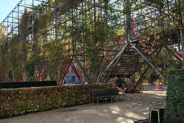 Way back to the office after lunch! 😋